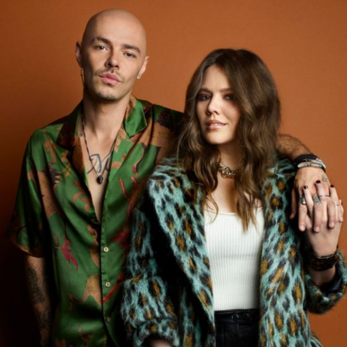 Jesse & Joy at Van Buren