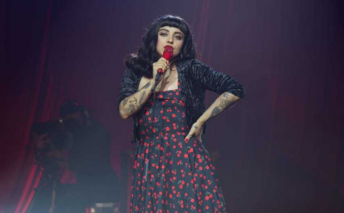 Mon Laferte at Van Buren